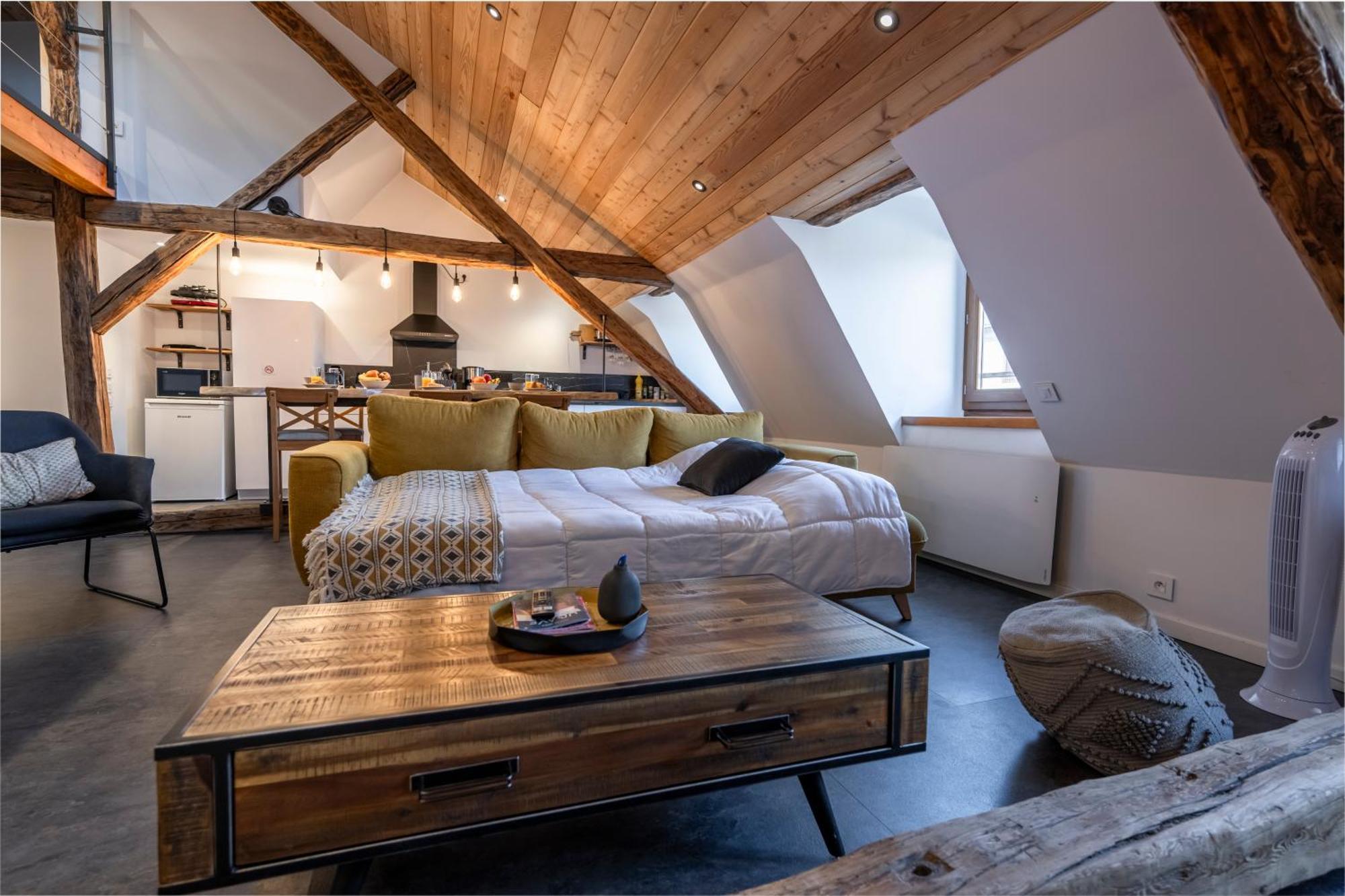 Superbe Loft - Situ Sur La Place Centrale Barcelonnette Exterior photo